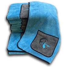 Load image into Gallery viewer, thick dog towels. super absorbent