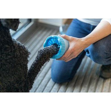 easily remove mud and bacteria from your dogs paws in the most convenient way.