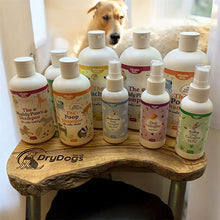 Load image into Gallery viewer, waterless dog shampoo for on the go
